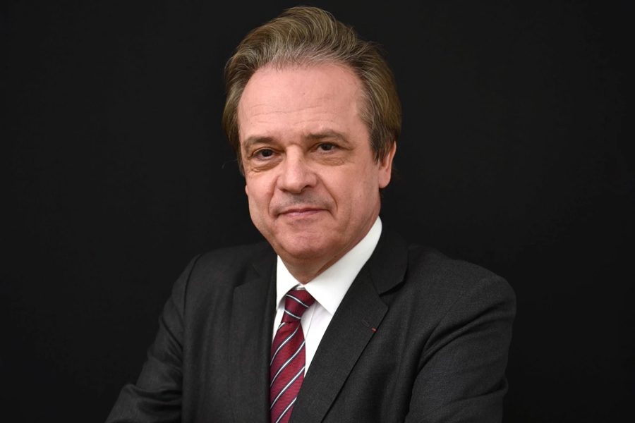 Tribune de Louis Vogel dans l'Opinion